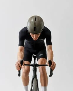 Pas Normal Studios Mechanism Pro Short Sleeve Jersey Man Black -Bicycle Equipment Store 1017846 800 auto