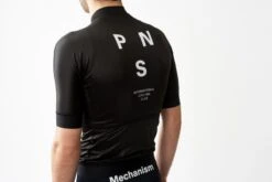 Pas Normal Studios Mechanism Short Sleeve Jersey Man Black -Bicycle Equipment Store 1017985 800 auto