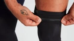 Knee Cover Specialized Black 9 Knee Cover Specialized Black -Bicycle Equipment Store 895654 800 auto