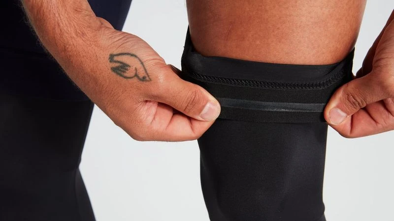 Knee Cover Specialized Black 5 Knee Cover Specialized Black - Image 5