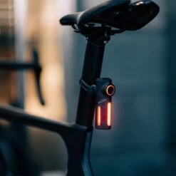 Taillight Magicshine Seemee DV -Bicycle Equipment Store 932896 800 auto