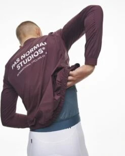 Pas Normal Studios Mechanism Stow Away Jacket Man Light Burgundy -Bicycle Equipment Store 984959 800 auto