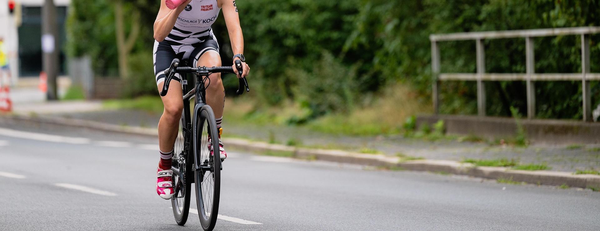 Bicycle Equipment Store -Bicycle Equipment Store cycling 8215973 1920